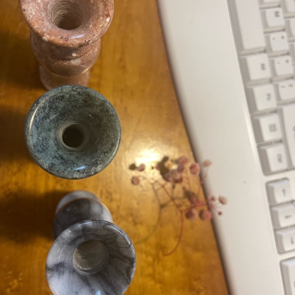 Slim marble mini vases - Picture 4 of 7